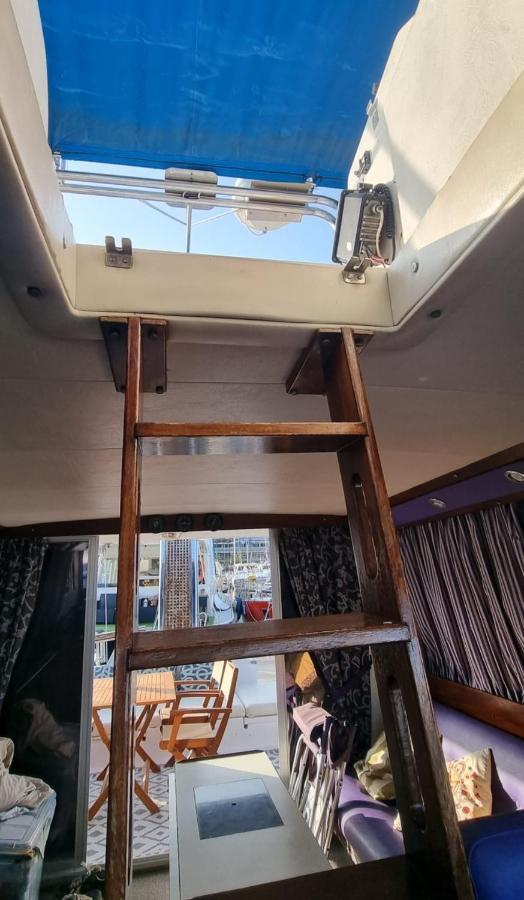 Hotel Beautiful And Comfy Boat In Barcelona With Boat Tour Option Zewnętrze zdjęcie