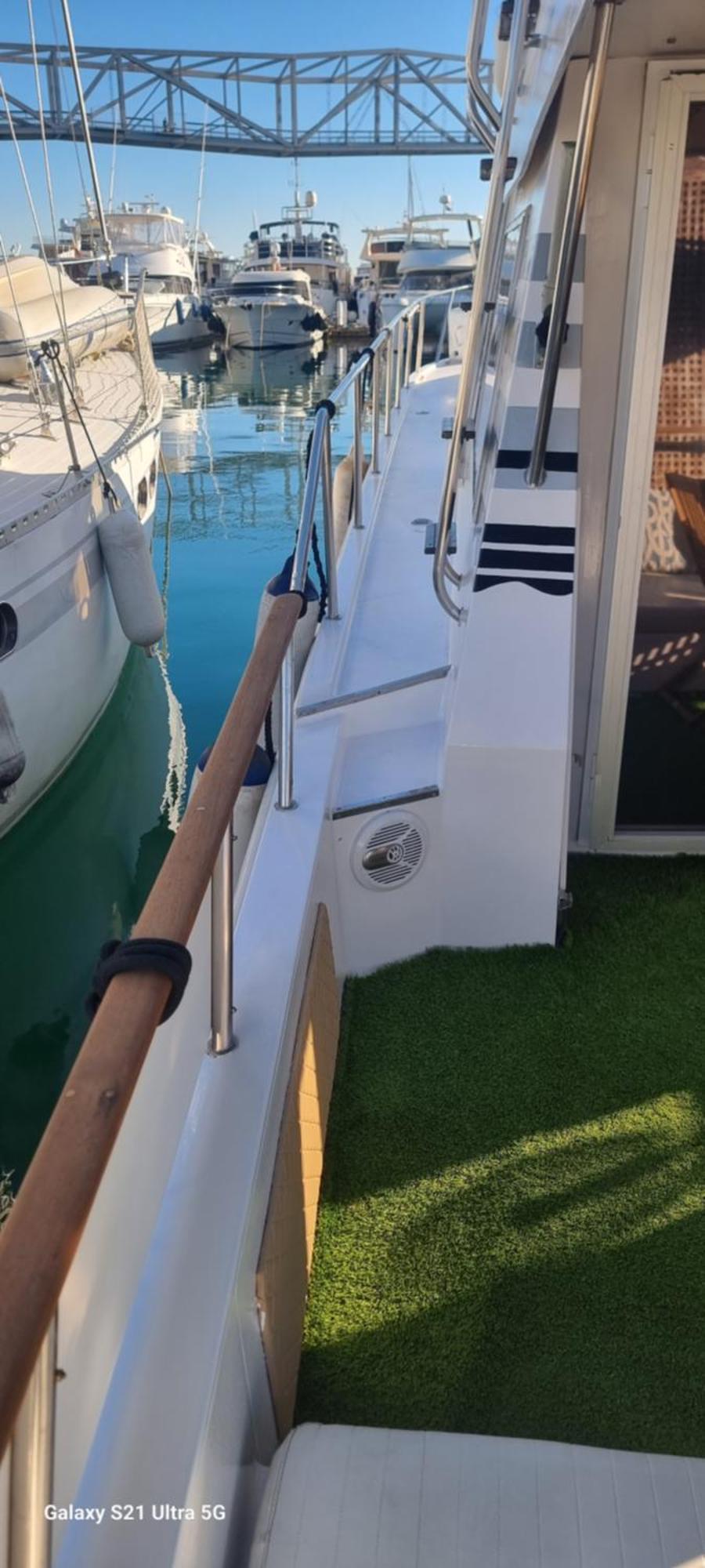 Hotel Beautiful And Comfy Boat In Barcelona With Boat Tour Option Zewnętrze zdjęcie