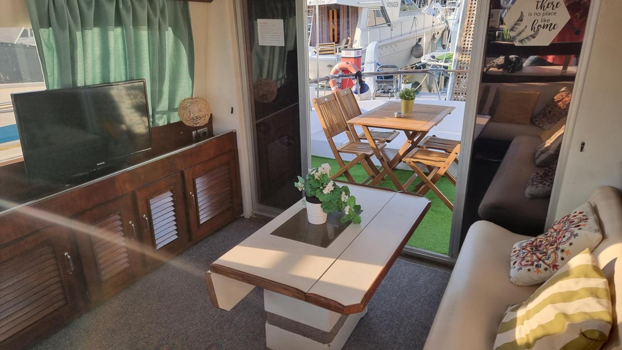 Hotel Beautiful And Comfy Boat In Barcelona With Boat Tour Option Zewnętrze zdjęcie